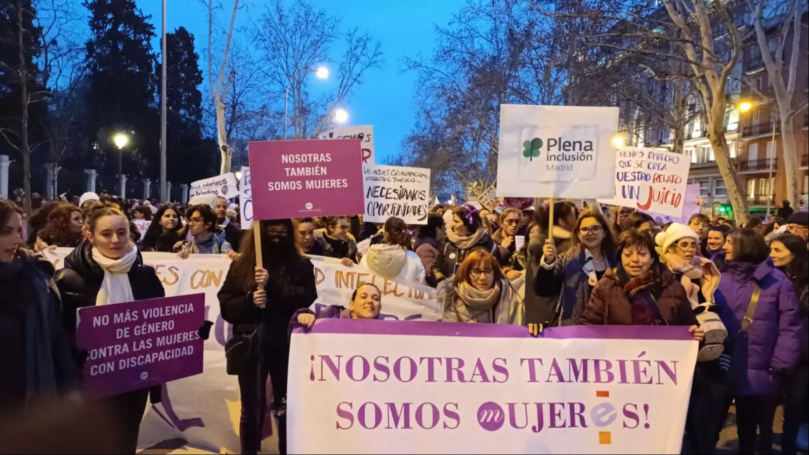Decenas de mujeres con discapacidad del movimiento CERMI se suman a la ...