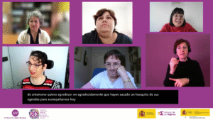 Imagen de las ponentes del XVII Encuentro del Observatorio. Aparecen (de izda a dcha): Silvia Pérez Freire, Carola López, Sara De Torres, Rocío Molpeceres, Vicky Bendito y la interprete de LSE. Aparecen los logotipos de FCM y los financiadores. 