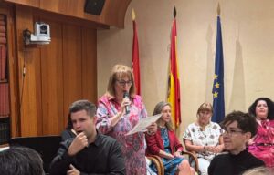 Mayte Antona, autora del libro, presenta a las protagonistas